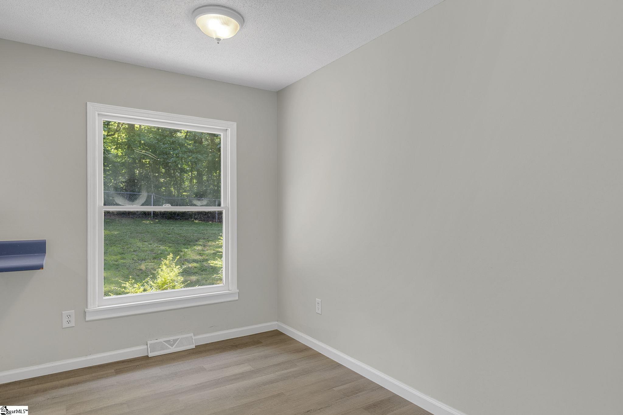 210 Thomas Road Pickens, SC 29671 - Photo 8 of 36