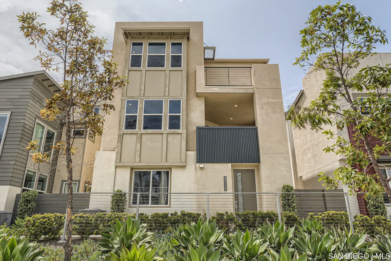 2110 Element Way Chula Vista, CA 91915 - Photo 2 of 33