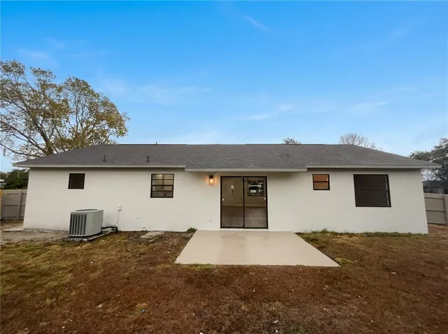 $335,000 | 4864 Lake Shore Drive, St. Cloud, FL 34772