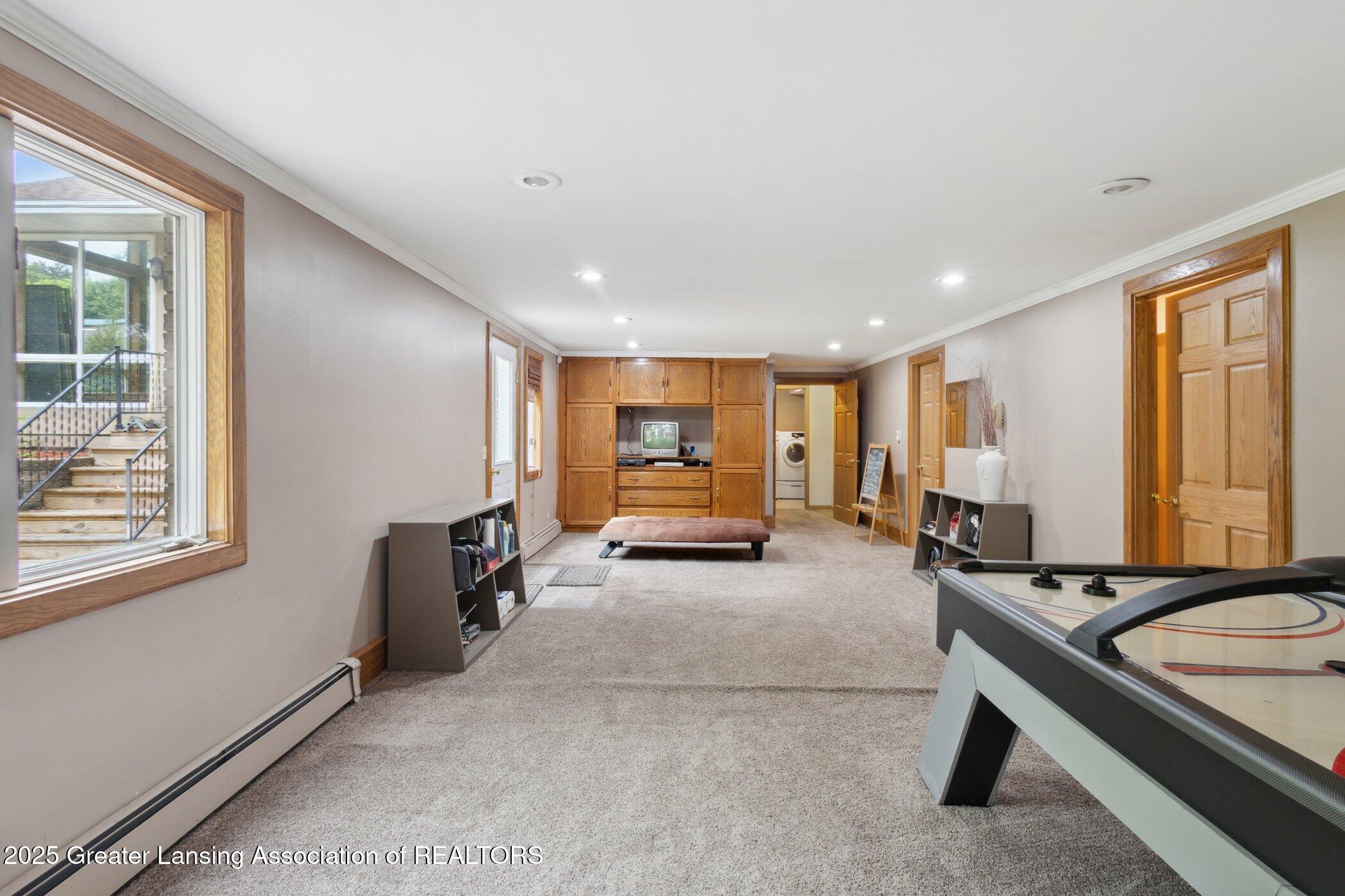 1346 East Howe Road Dewitt, MI 48820 - Photo 34 of 59 1346-E-Howe-Rd-DeWitt-MI-48820-WindowSti