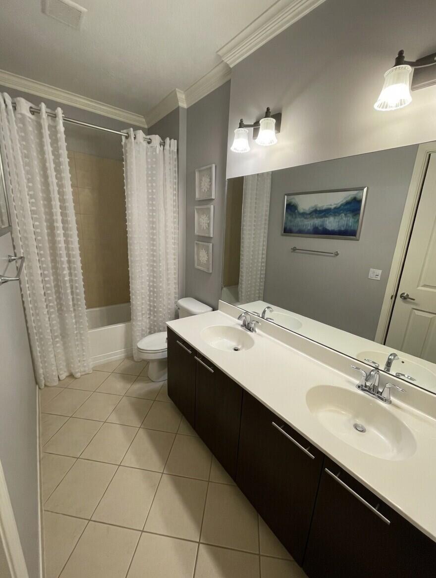 1428 Northwest 50th Drive Boca Raton, FL 33431 - Photo 21 of 26 Guest Bath