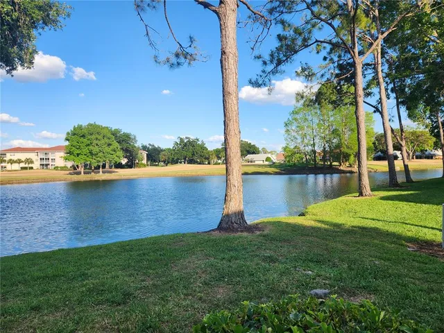 $2,000 | 5515 Fair Oaks Street, Unit 5515, Bradenton, FL 34203