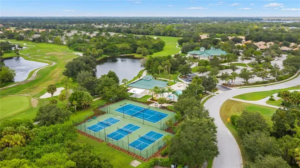 $2,000 | 5515 Fair Oaks Street, Unit 5515, Bradenton, FL 34203