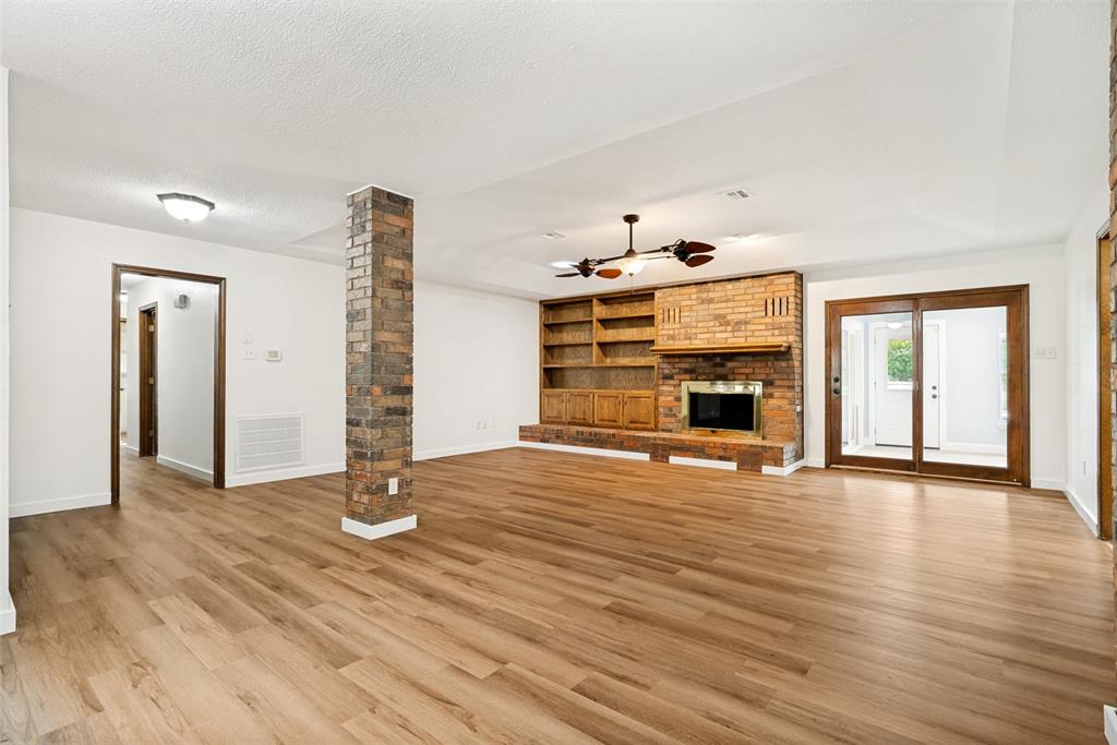710 Upper Denton Road Weatherford, TX 76085 - Photo 8 of 35