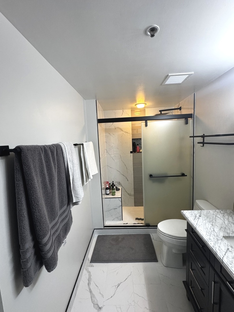 4848 North Sheridan Road, Unit 710 Chicago, IL 60640 - Photo 21 of 26 Gallery Image 21
