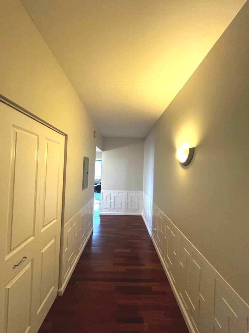 4848 North Sheridan Road, Unit 710 Chicago, IL 60640 - Photo 5 of 26 Gallery Image 5