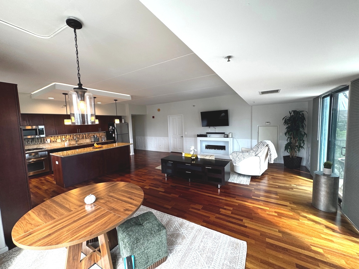 4848 North Sheridan Road, Unit 710 Chicago, IL 60640 - Photo 10 of 26 Gallery Image 10