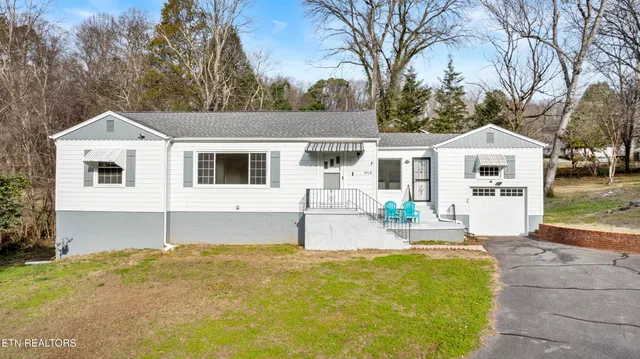 $377,000 | 5719 Green Valley Drive, Knoxville, TN 37914