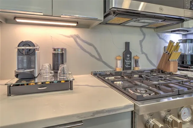 $4,800 | 6005 Woodrow Avenue, Austin, TX 78757