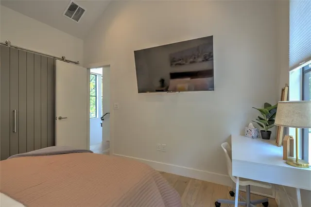 $4,800 | 6005 Woodrow Avenue, Austin, TX 78757