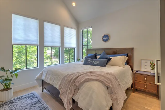 $4,800 | 6005 Woodrow Avenue, Austin, TX 78757