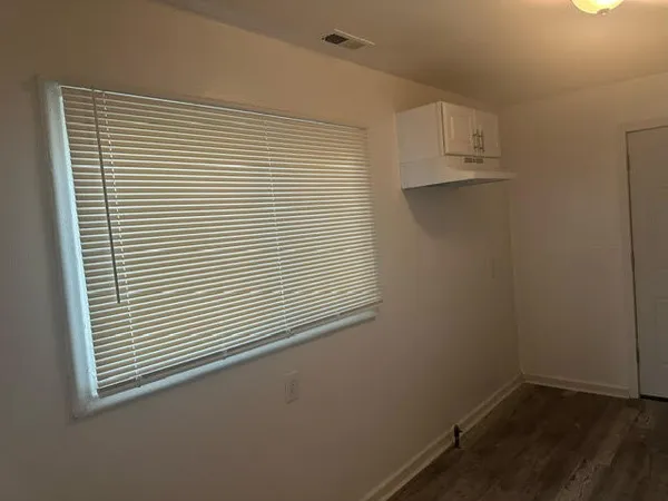 $1,200 | 20872 Atlantic Avenue, Warren, MI 48091