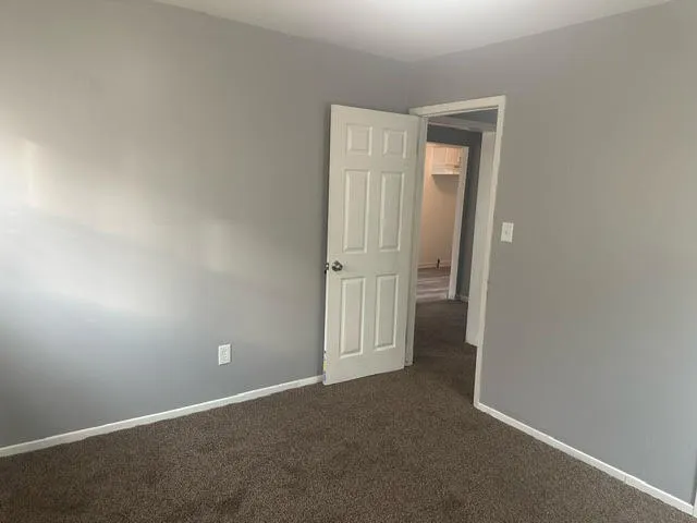 $1,200 | 20872 Atlantic Avenue, Warren, MI 48091