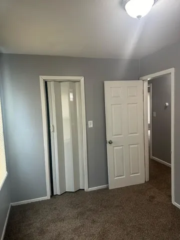 $1,200 | 20872 Atlantic Avenue, Warren, MI 48091