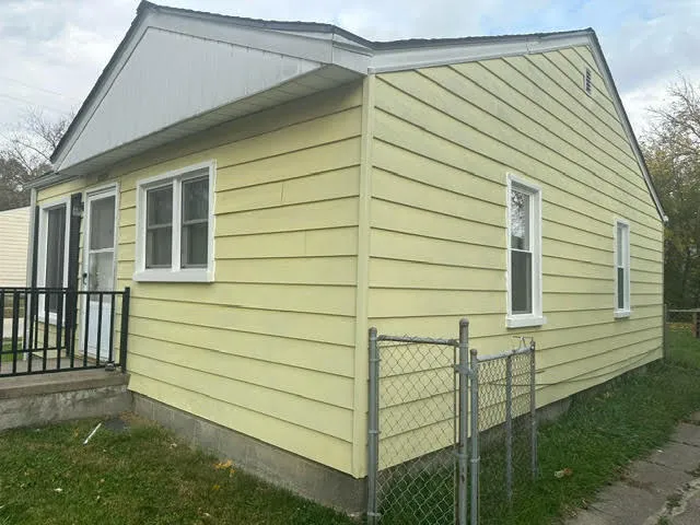 $1,200 | 20872 Atlantic Avenue, Warren, MI 48091