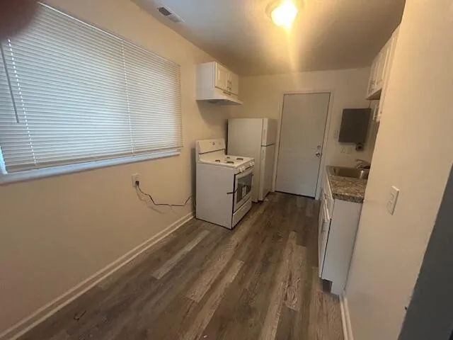 $1,200 | 20872 Atlantic Avenue, Warren, MI 48091