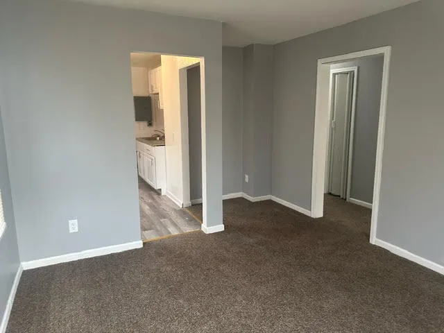 $1,200 | 20872 Atlantic Avenue, Warren, MI 48091