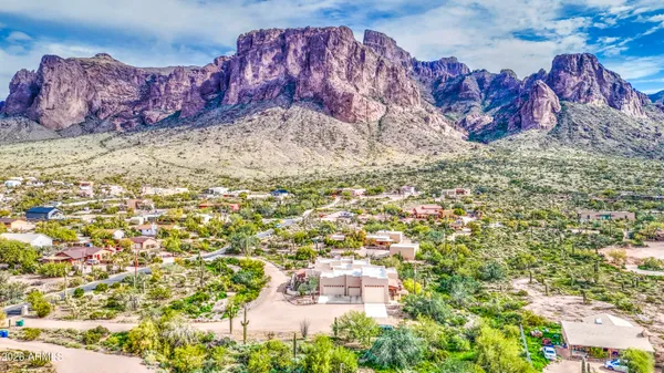 $1,250,000 | 6065 East Forest Street, Apache Junction, AZ 85119