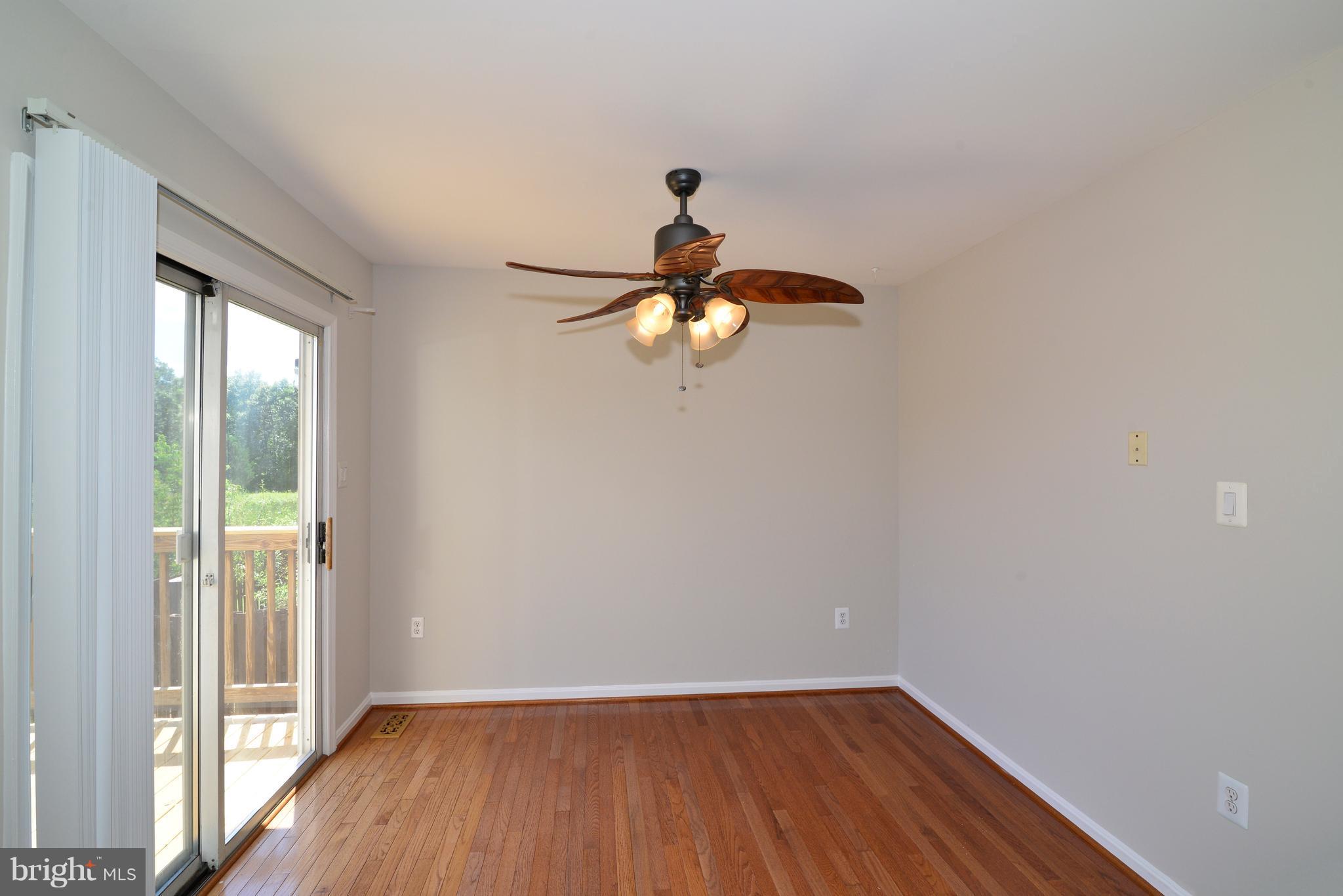 11259 Kessler Place Manassas, VA 20109 - Photo 13 of 29 Dining Room
