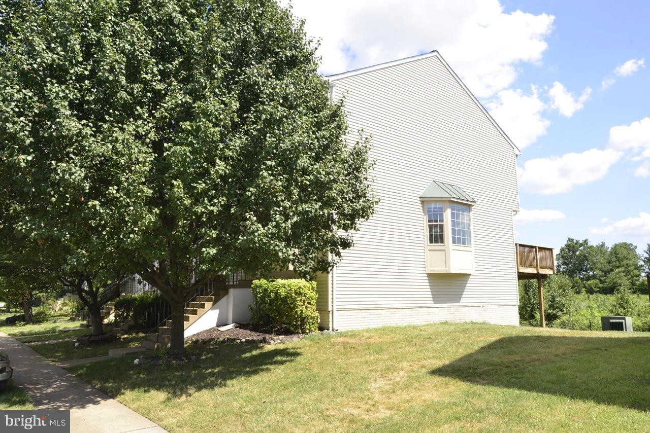 11259 Kessler Place Manassas, VA 20109 - Photo 3 of 29 Exterior (General)