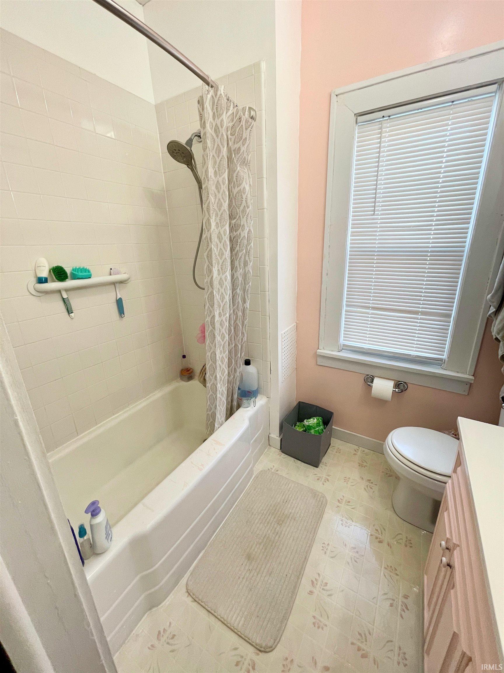 100 Wood Street Loogootee, IN 47553 - Photo 25 of 34