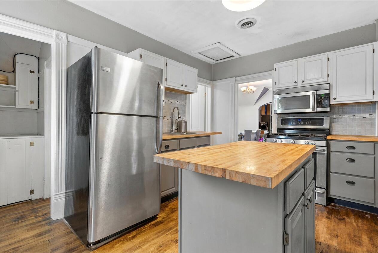 2147 South Mound Street, Unit 2147A Milwaukee, WI 53207 - Photo 16 of 26 1779215344538-edited-image-1779215344538