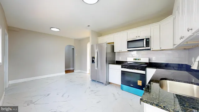 $379,000 | 157 Haddon Avenue, West Berlin, NJ 08091