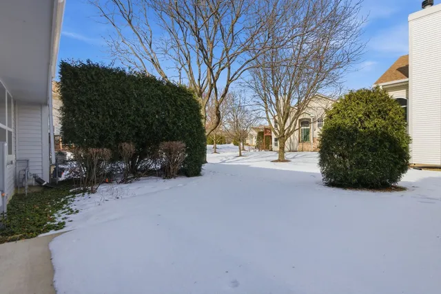 $365,000 | 9334 Waterfall Glen Boulevard, Darien, IL 60561