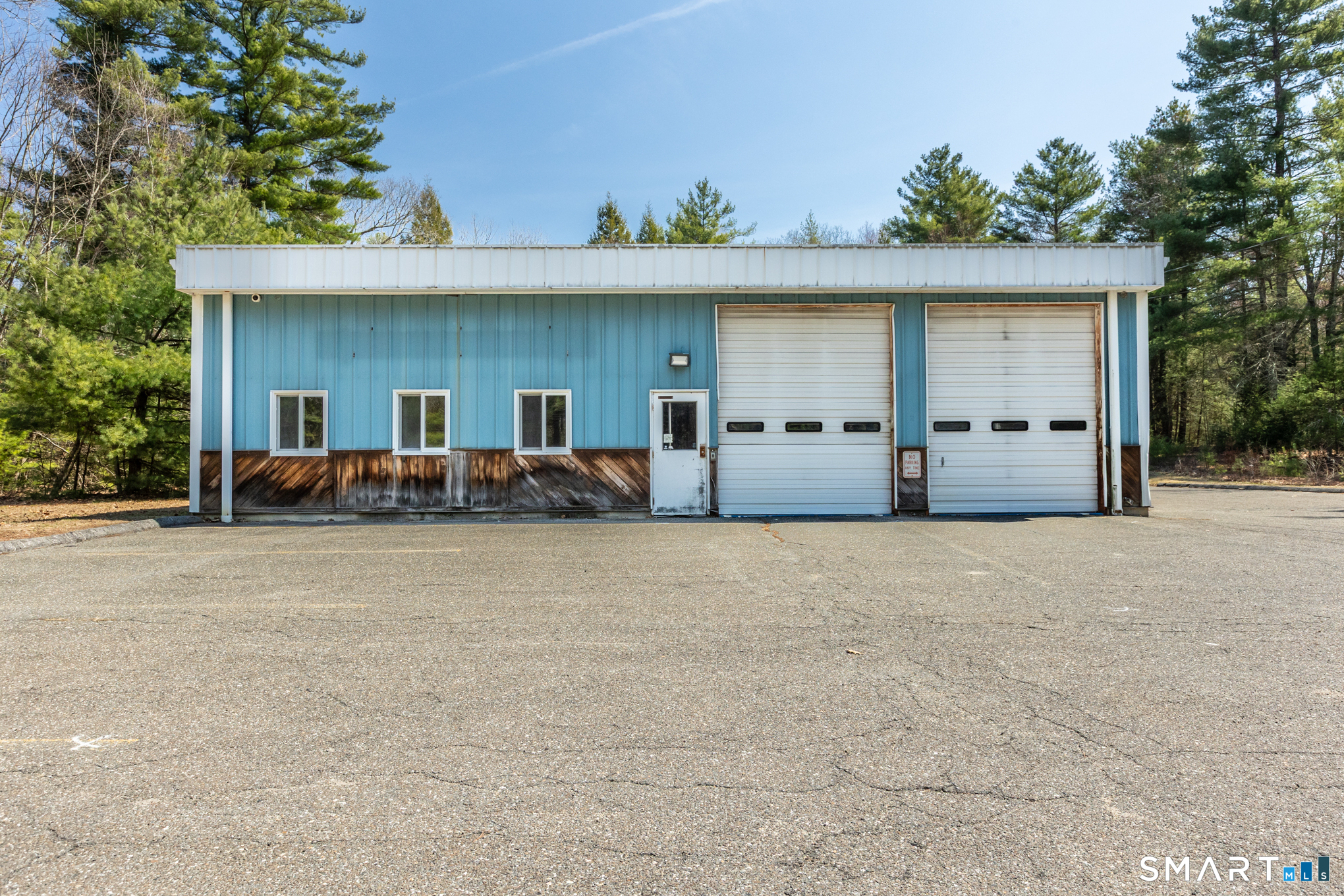 11 Monson Road Stafford, CT 06076 - Photo 3 of 19