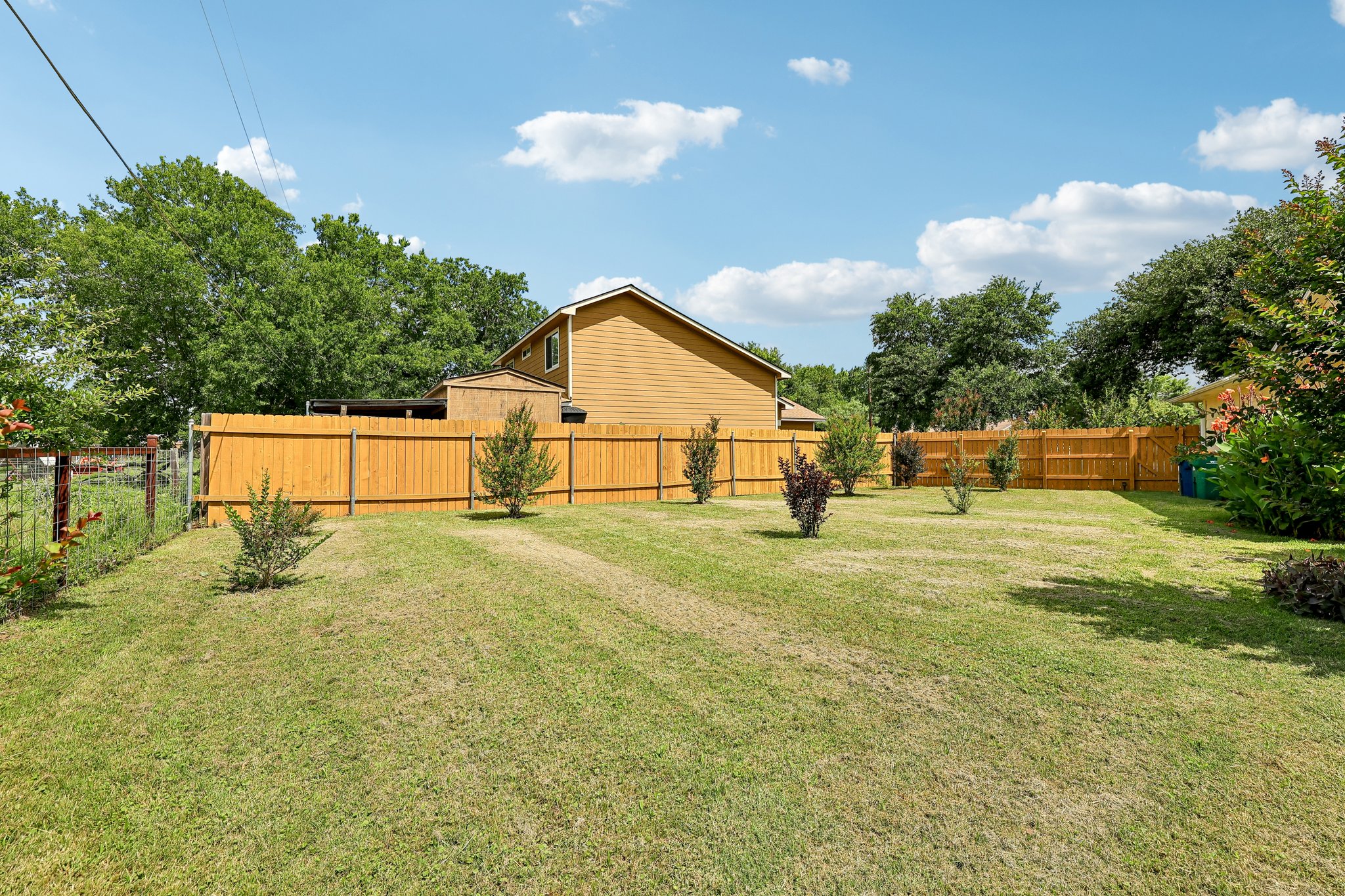 94 Louise Street Elgin, TX 78621 - Photo 37 of 38