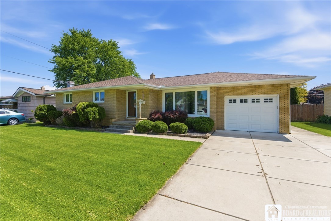 133 Delta Road Amherst, NY 14226 - Photo 3 of 48