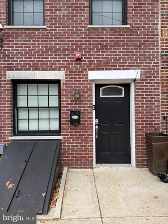 $1,500 | 1014 East Moyamensing Avenue, Unit 1, Philadelphia, PA 19147