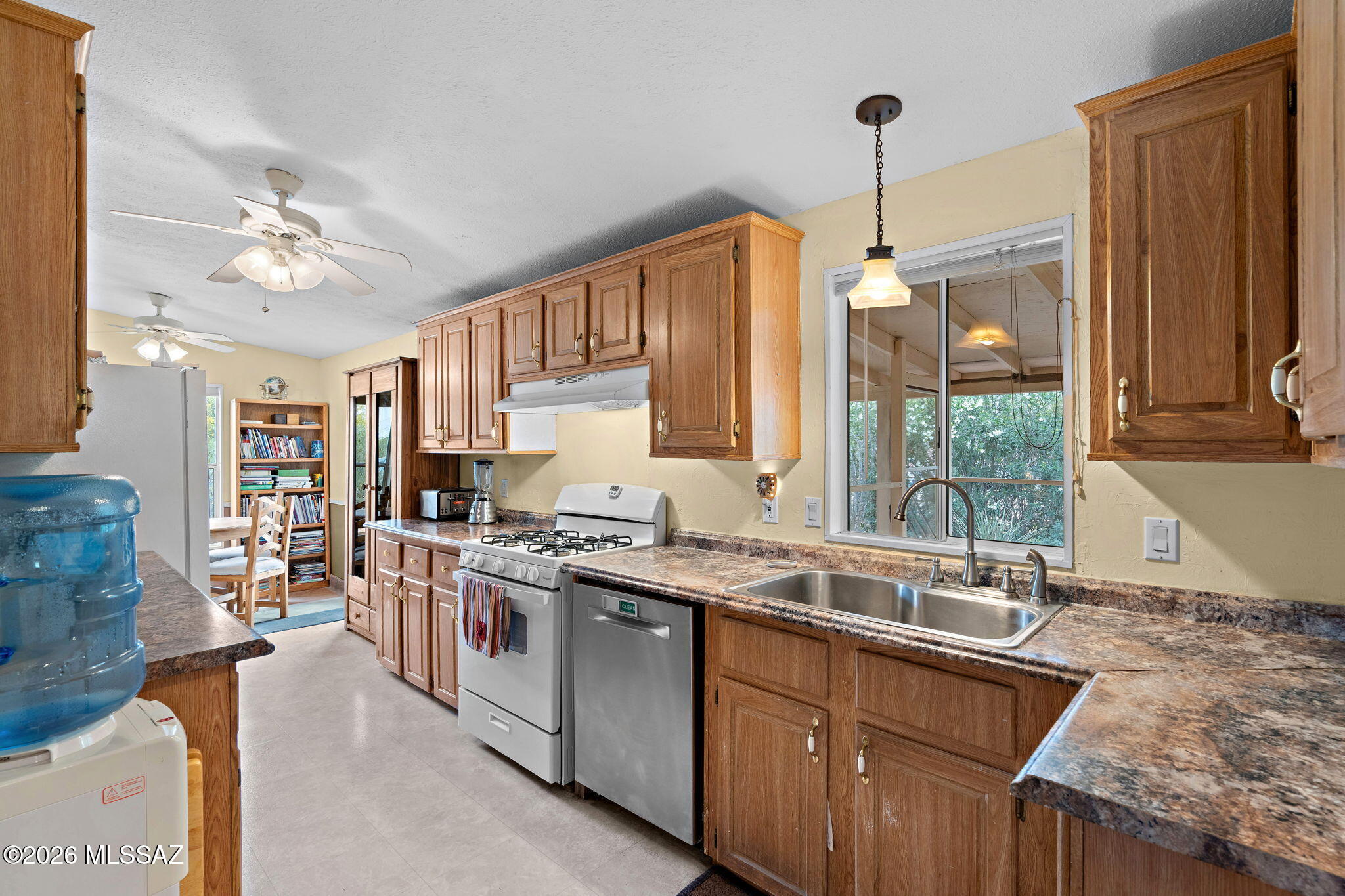3825 South Aldon Road Tucson, AZ 85735 - Photo 7 of 30