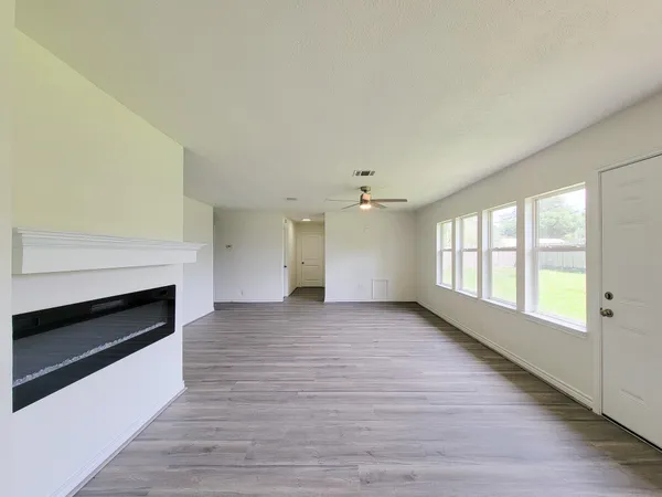 $1,850 | 3304 Lincoln Street, Liberty, TX 77575