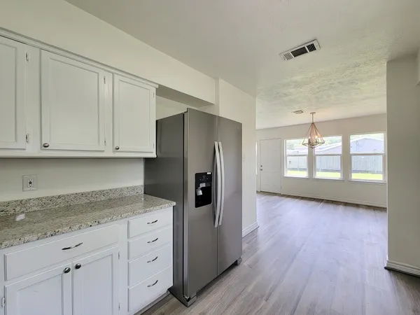 $1,850 | 3304 Lincoln Street, Liberty, TX 77575