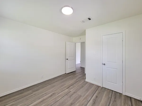 $1,800 | 3304 Lincoln Street, Liberty, TX 77575