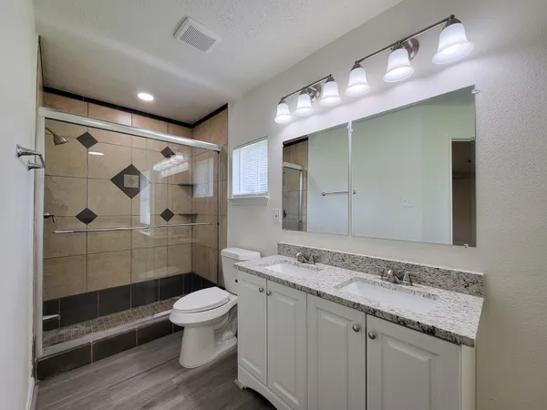 $1,850 | 3304 Lincoln Street, Liberty, TX 77575