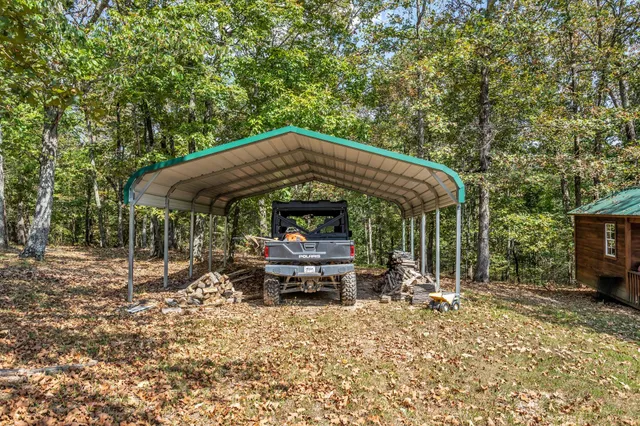 $325,000 | 283 Denton Drive, Linden, TN 37096