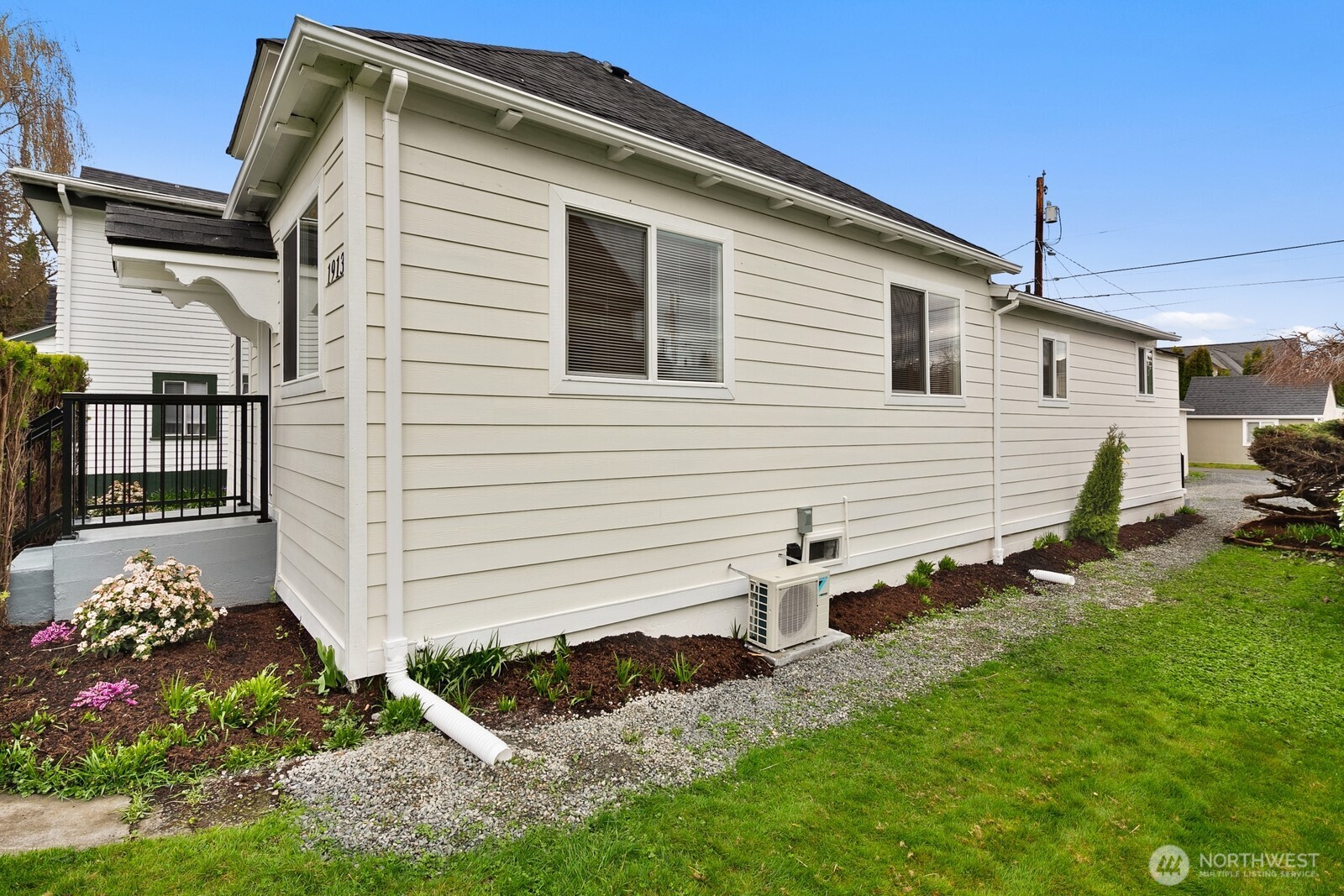 1913 Colby Avenue Everett, WA 98201 - Photo 21 of 21