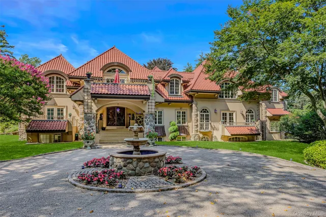 $4,500,000 | 12 Sloanes Court, Sands Point, NY 11050