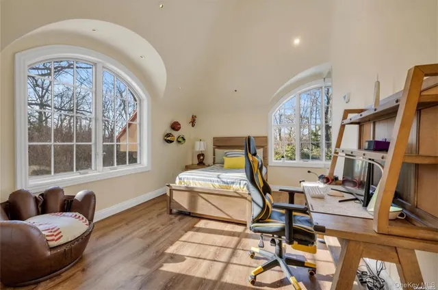 $4,500,000 | 12 Sloanes Court, Sands Point, NY 11050