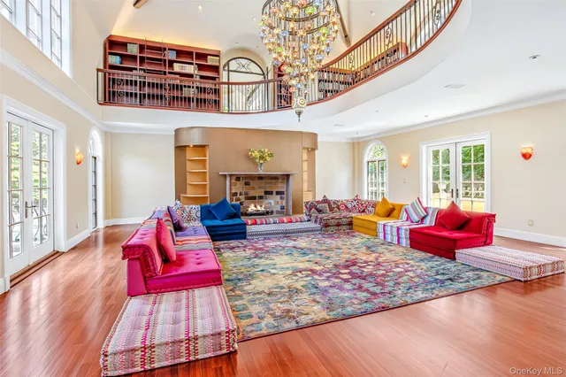 $4,500,000 | 12 Sloanes Court, Sands Point, NY 11050