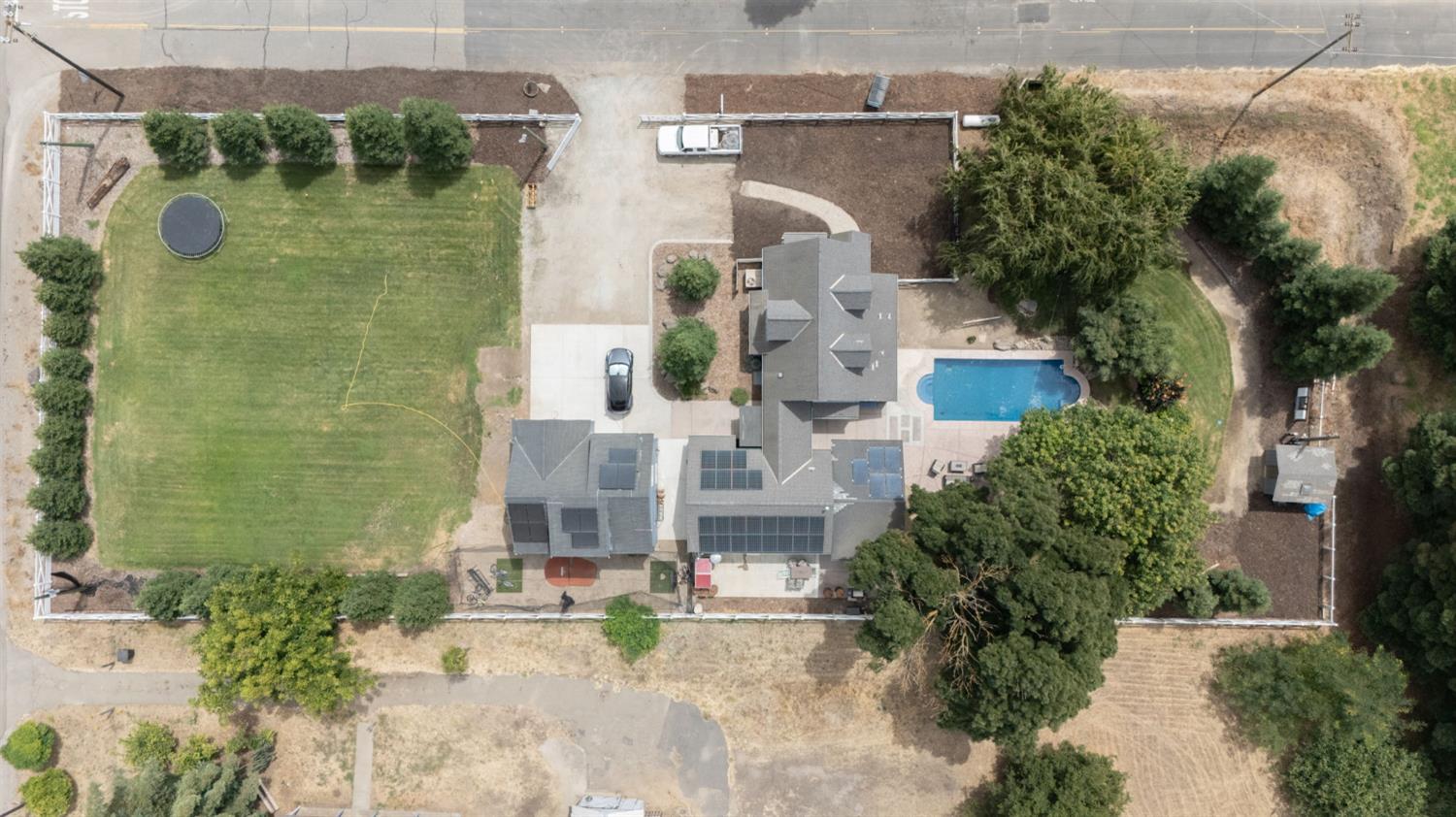 18051 Arboreal Way Ripon, CA 95366 - Photo 7 of 42