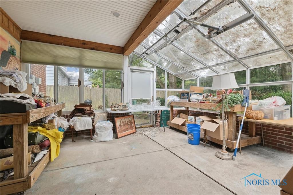 2711 Wicklow Road Toledo, OH 43606 - Photo 25 of 33 Gallery Image 25