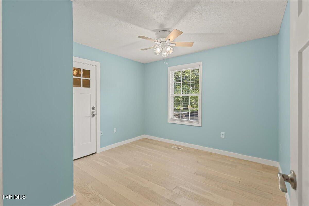 152 Cochran Road Jonesborough, TN 37659 - Photo 25 of 62 26-128A6935_1