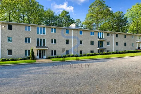 $1,300 | 166 Anderson Avenue Northwest, Unit B17, Atlanta, GA 30314