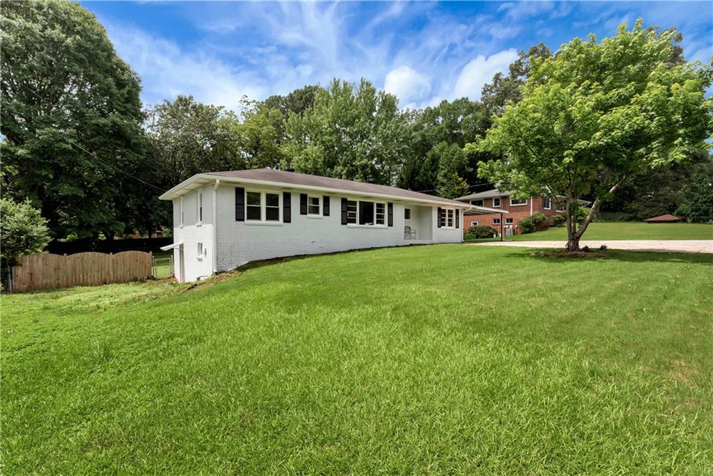 144 Windy Hill Road Southwest Marietta, GA 30060 - Photo 2 of 32