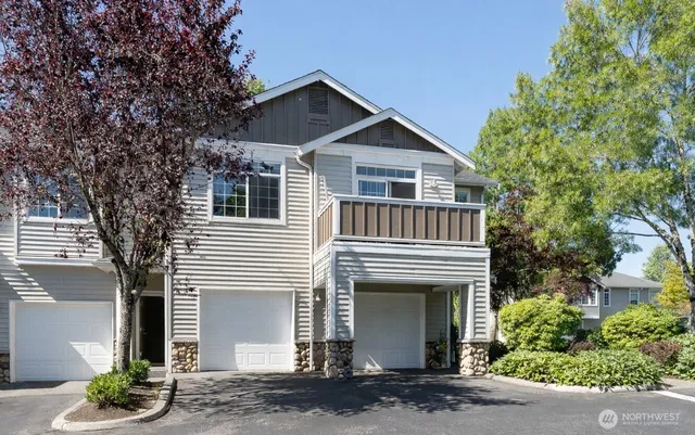 $558,000 | 1855 Trossachs Boulevard Southeast, Unit 205, Sammamish, WA 98075