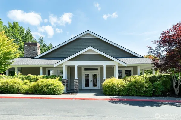 $558,000 | 1855 Trossachs Boulevard Southeast, Unit 205, Sammamish, WA 98075