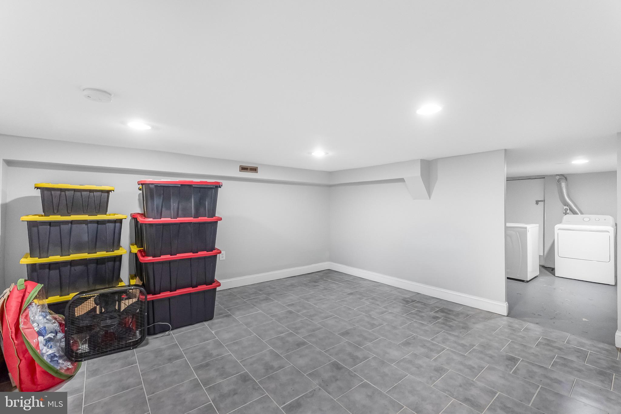2831 Lake Avenue Baltimore, MD 21213 - Photo 21 of 25